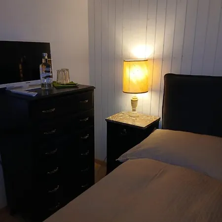 Churfirsten Blick - Private Gaestezimmer Homestay *